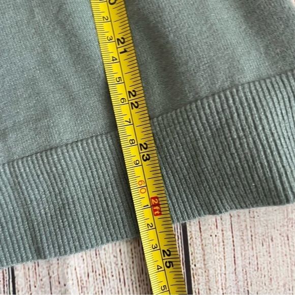 Soft Surroundings Turtleneck Sweater Small - Picture 5 of 6